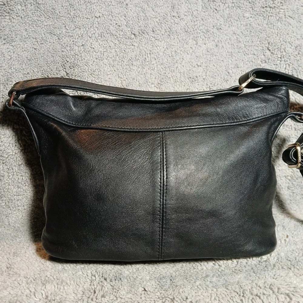 The Unbranded Brand vintage black
